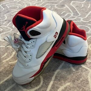 Jordan 5 Retro fire red 4y